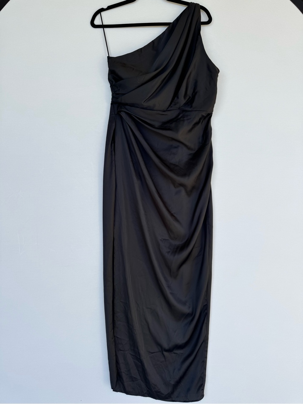 Luxxel One-Shoulder Black Satin Evening Gown - Picture 2 of 8